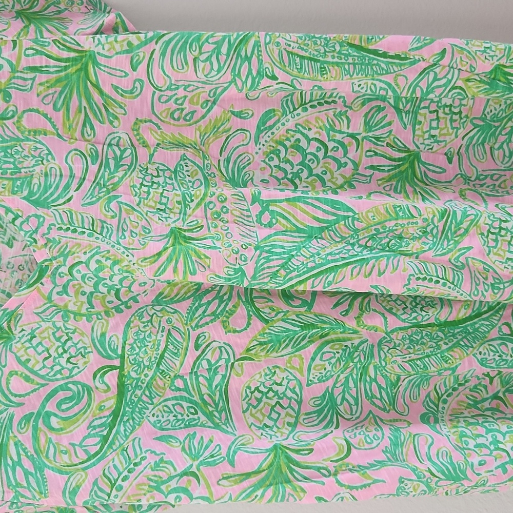 Lilly Pulitzer Etta V-Neck Top - Picture 3 of 5